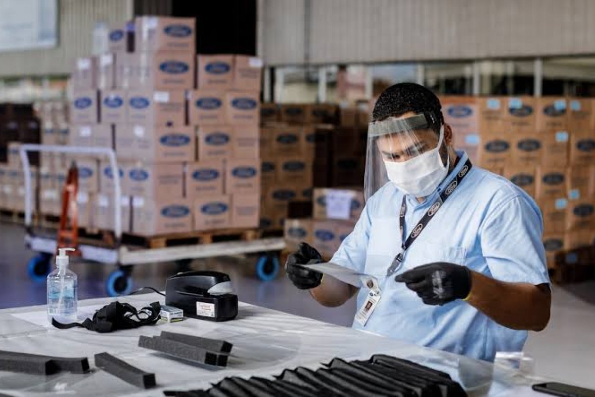 Ford retoma hoje produção em Camaçari