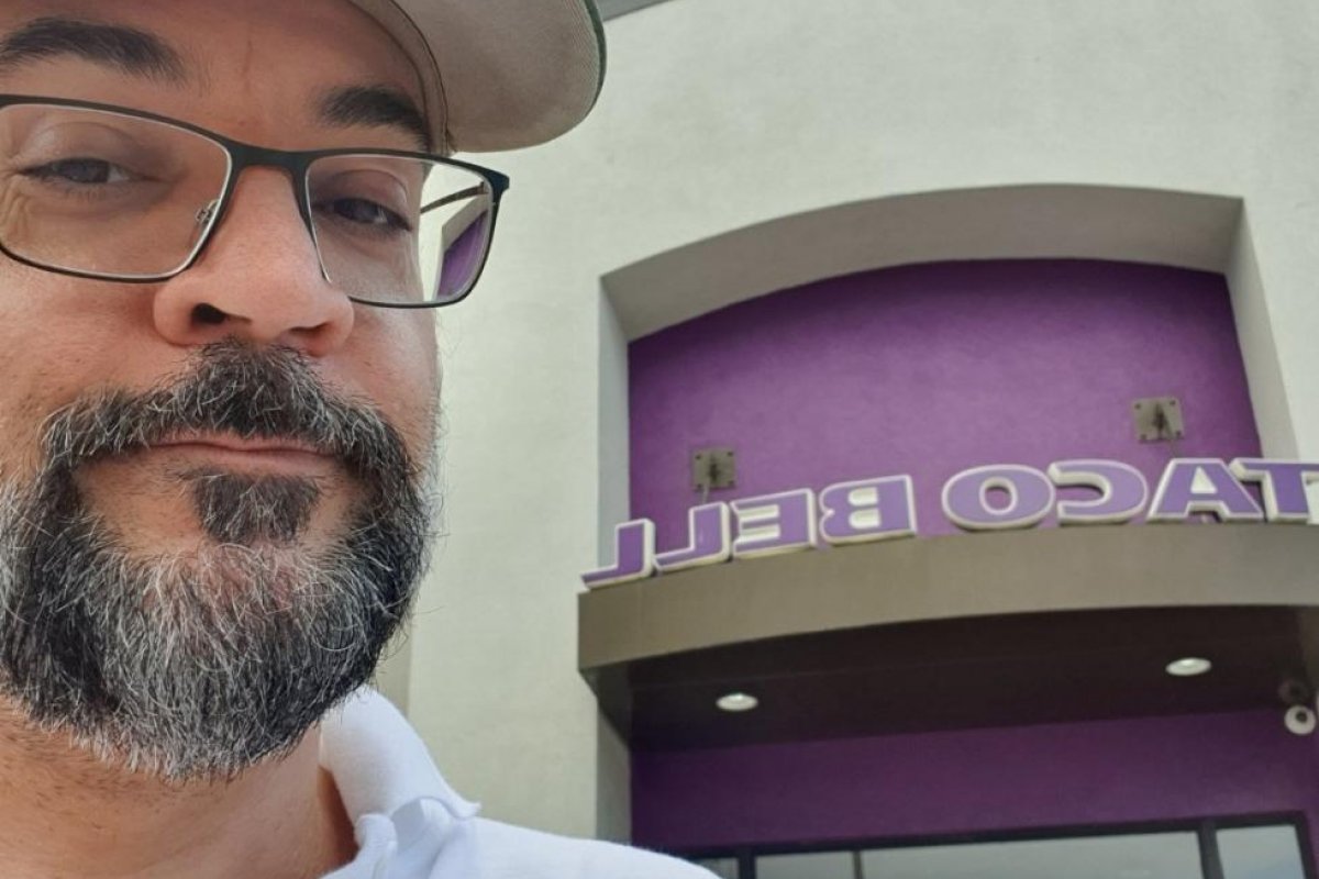 Weintraub faz agradecimentos às 'dezenas de pessoas' que o ajudaram a chegar nos EUA