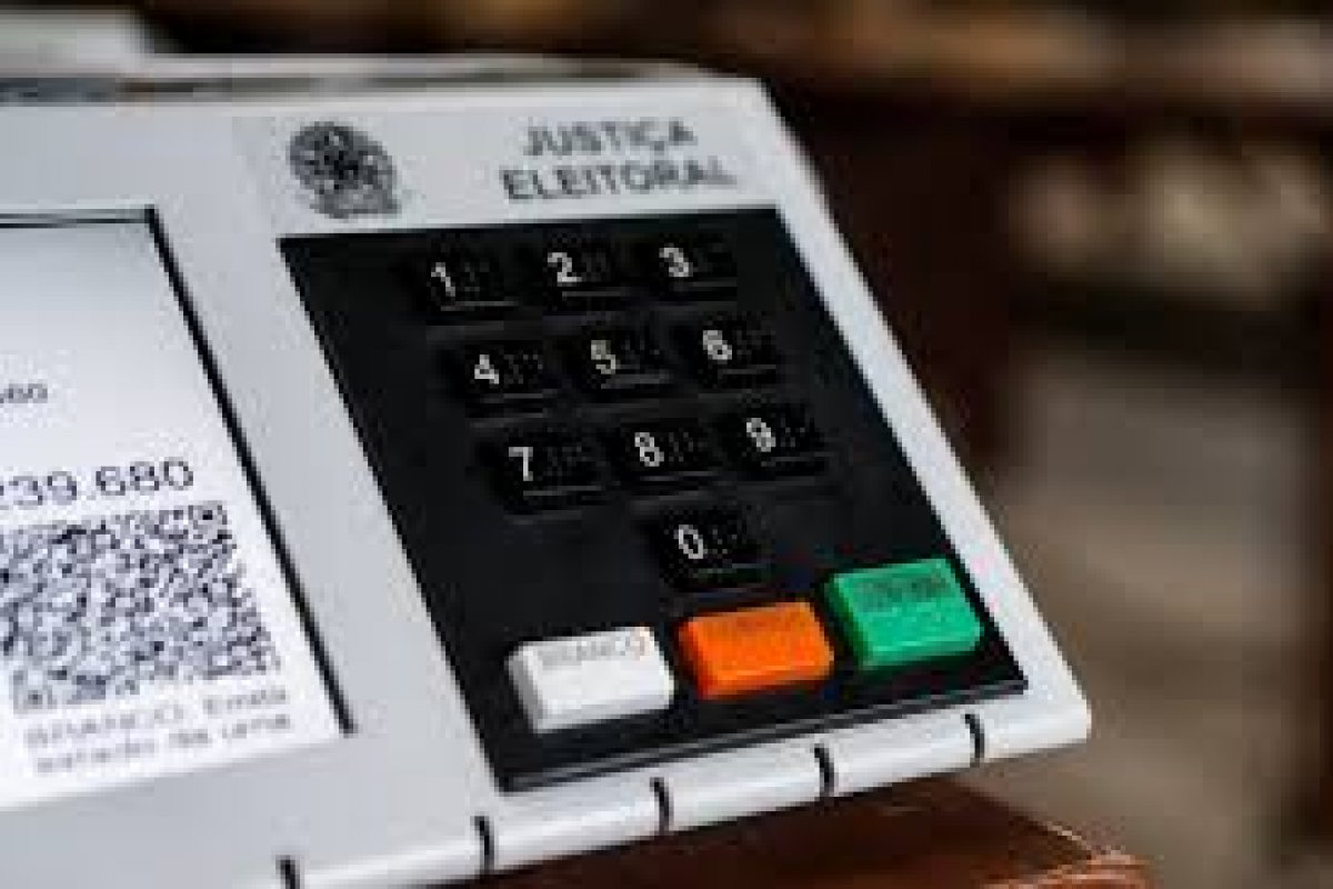 Senado pretende votar nesta terça (23) adiamento das eleições 2020