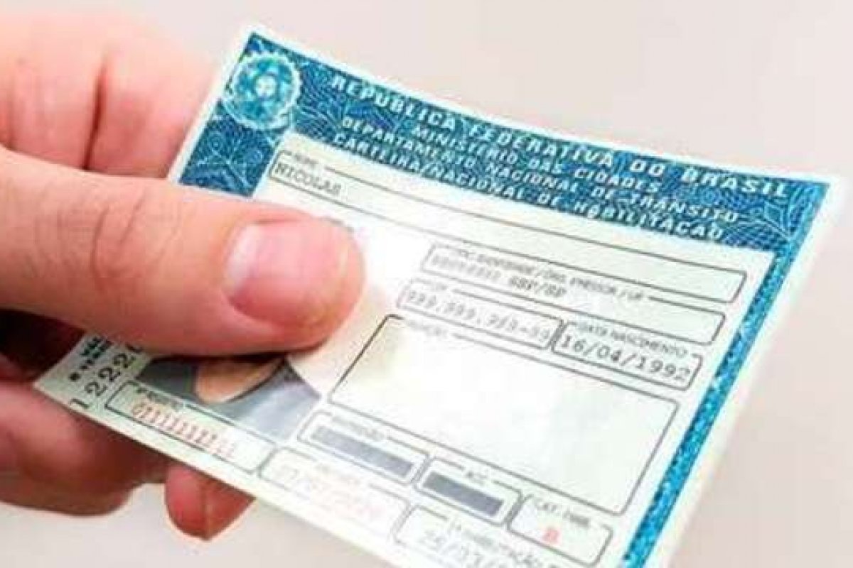 Projeto que aumenta validade da CNH pode ser votado nessa terça (23) na Câmara