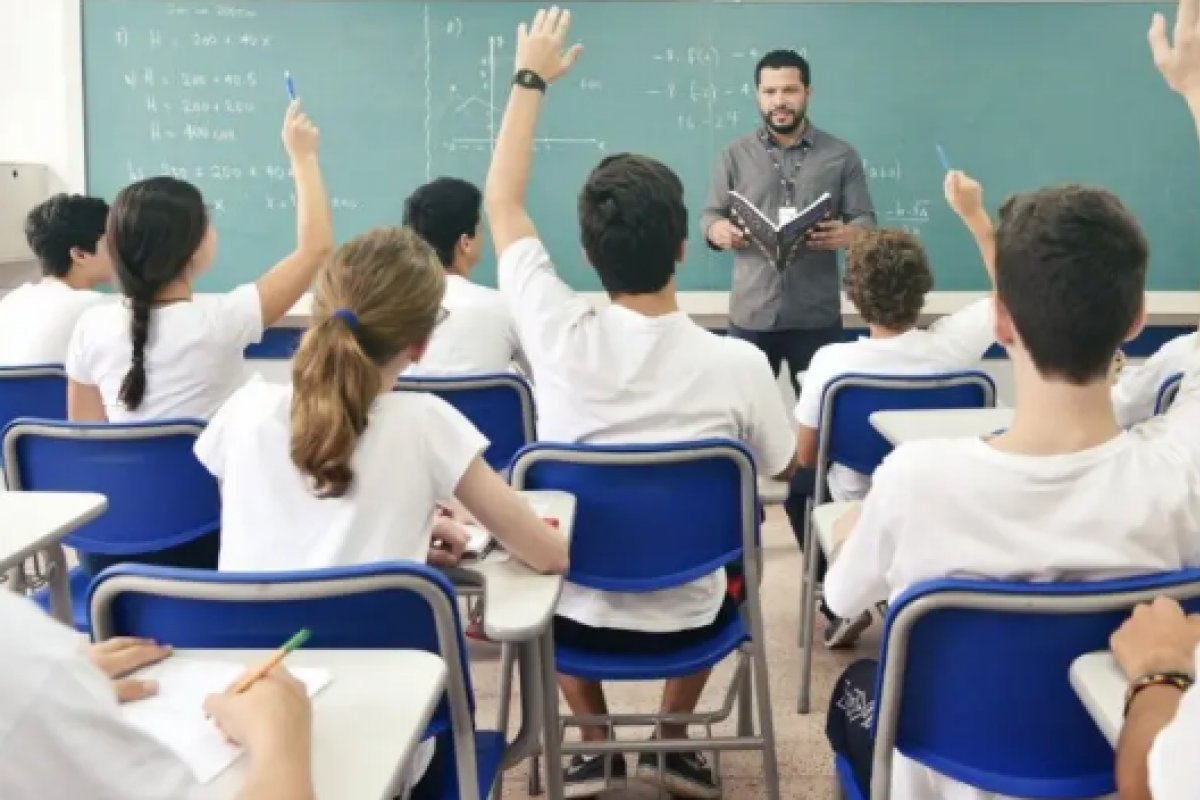 Encerra hoje o prazo para apresentação de propostas do Programa Ciência na Escola