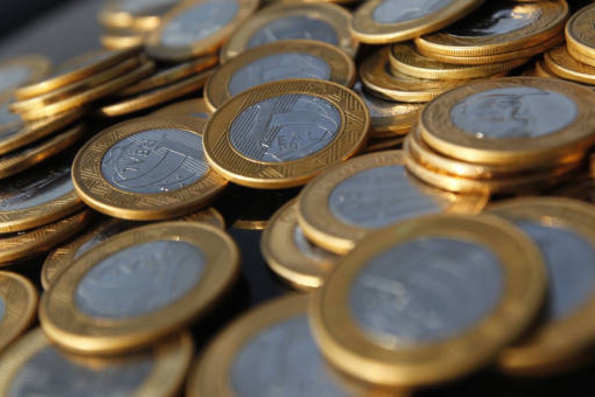 Superávit em transações correntes brasileiras alcançam US$ 1,326 bilhões em maio