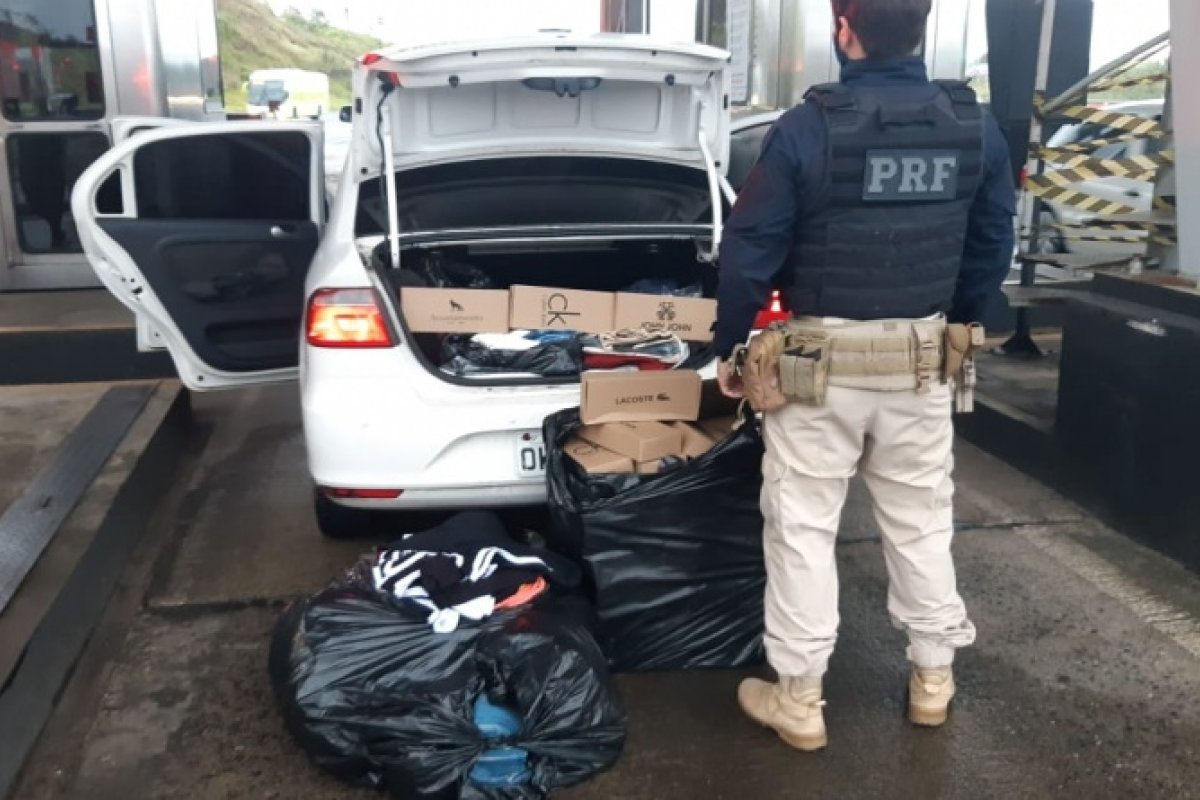 PRF apreende centenas de roupas falsificadas