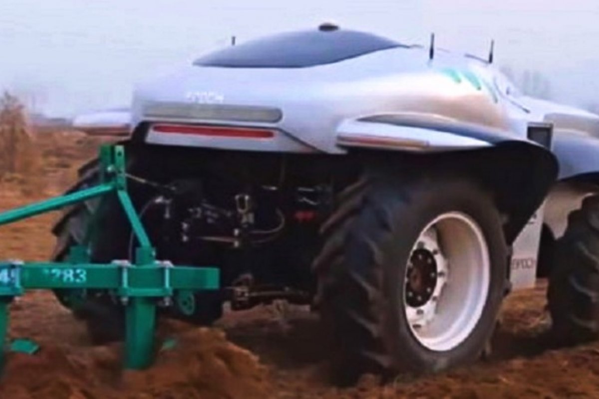 China lança trator elétrico e autônomo com comunicação 5G