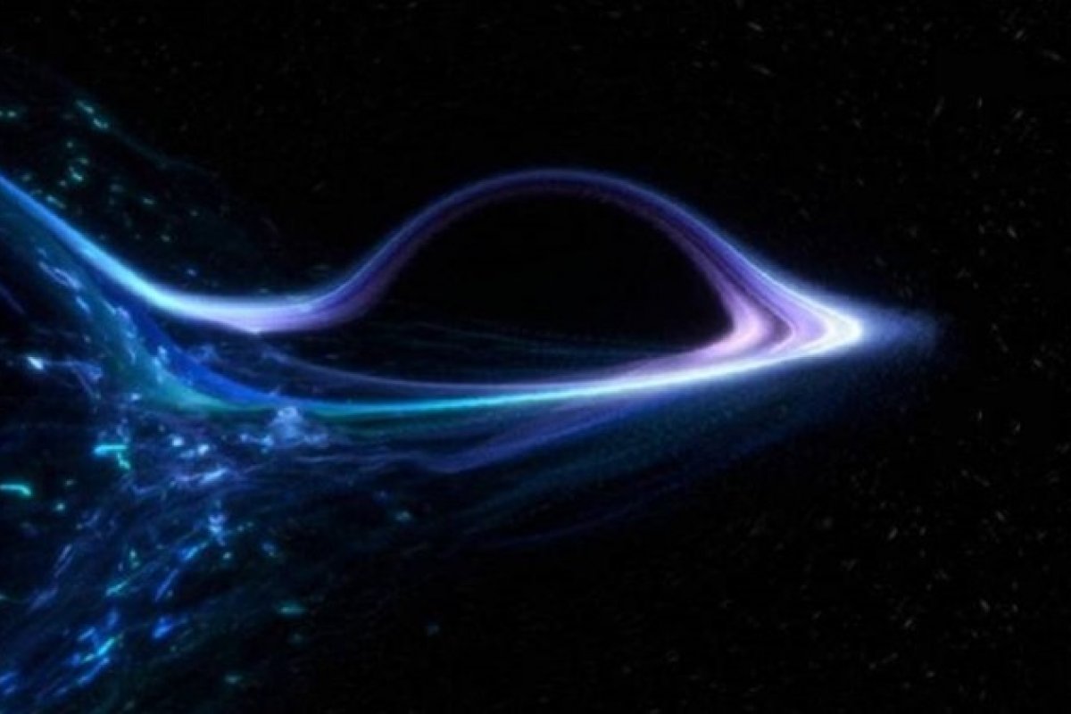 Buraco negro descoberto em 2019 está se fundindo a um objeto não identificado