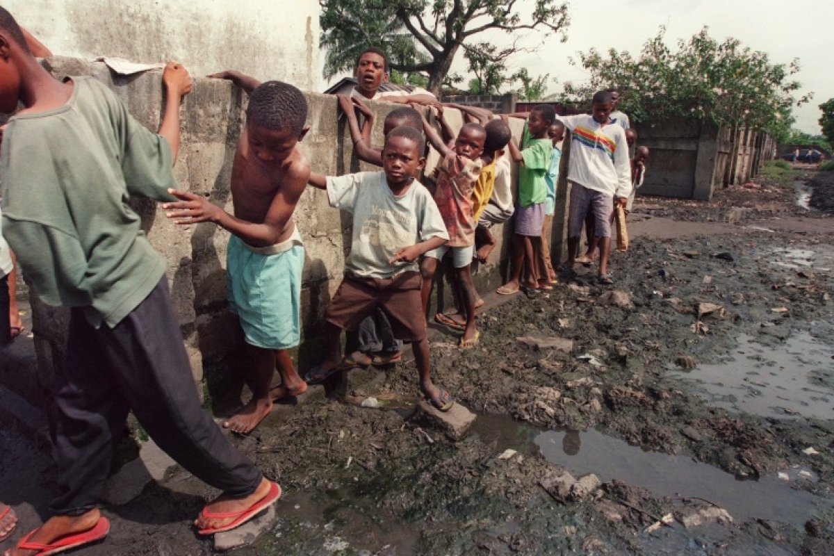 República Democrática do Congo enfrenta surtos de ebola, covid-19 e sarampo