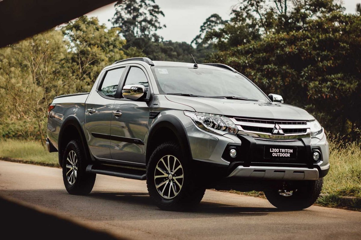 Mitsubishi L200 ganha novos acessórios e chega à linha 2021: conheça