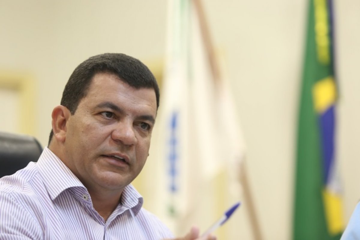 Prefeito de Juazeiro testou positivo para covid-19, mas já está curado