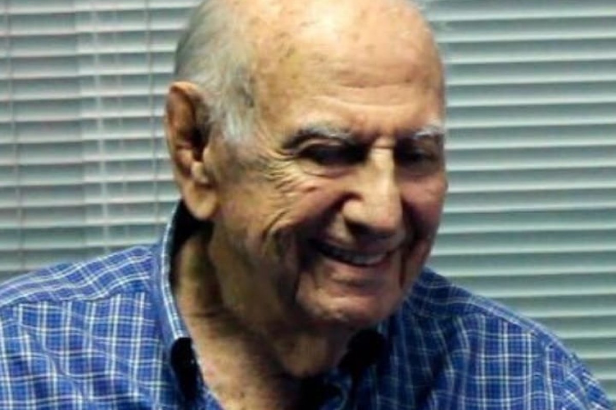 Morre o ex-deputado Félix Mendonça, vítima da covid-19