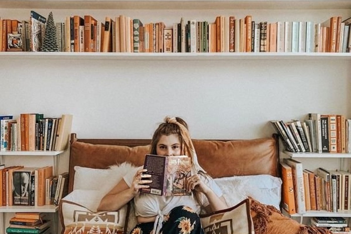 5 formas de organizar seus livros em casa