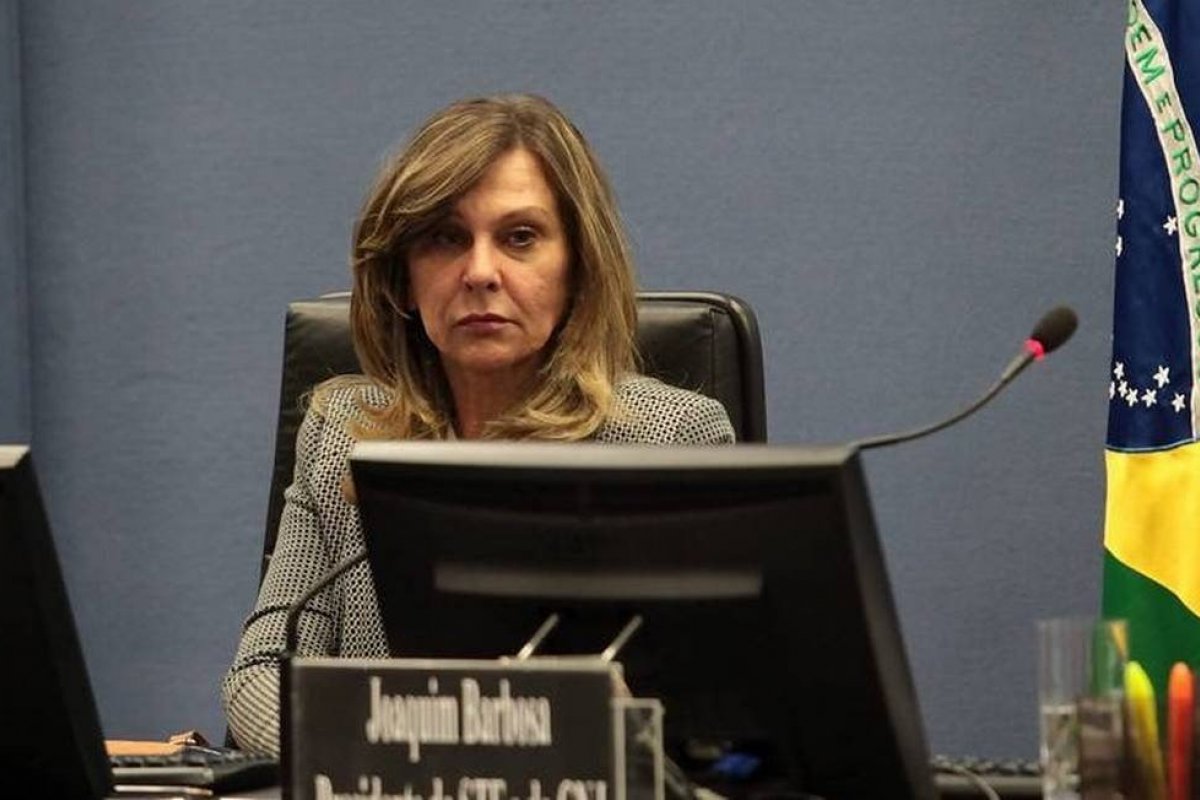 Corregedora do MPF instaura sindicância para apurar conduta de auxiliar de Aras na Lava-Jato