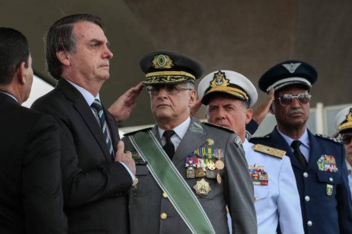 Adicional de habilitação a militares custa R$ 26 bi em 5 anos