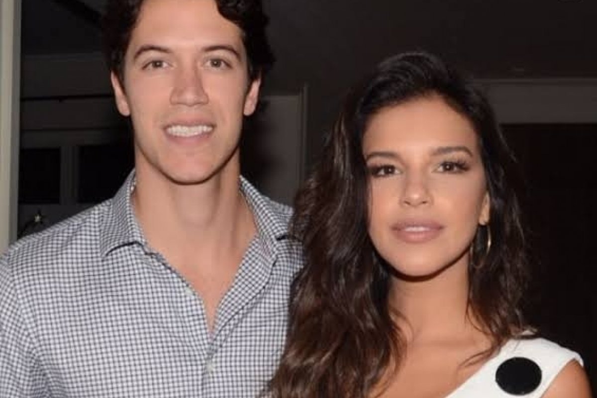 Mariana Rios anuncia primeira gravidez