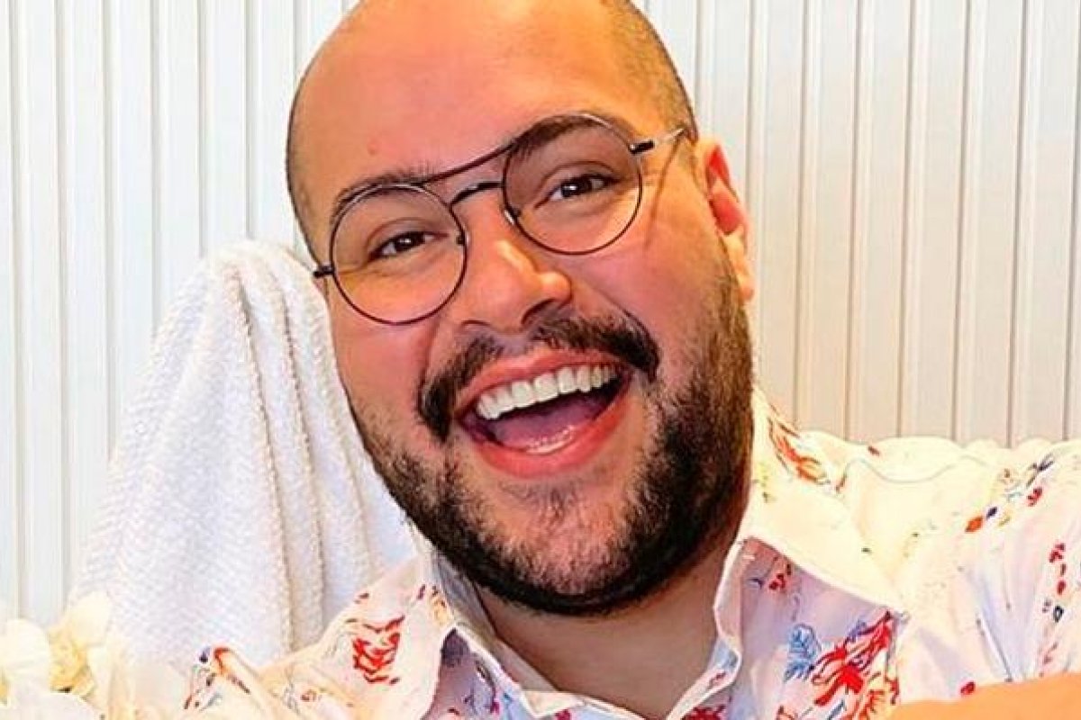 Tiago Abravanel negocia com a Band e pode ocupar o lugar de Luís Ernesto Lacombe