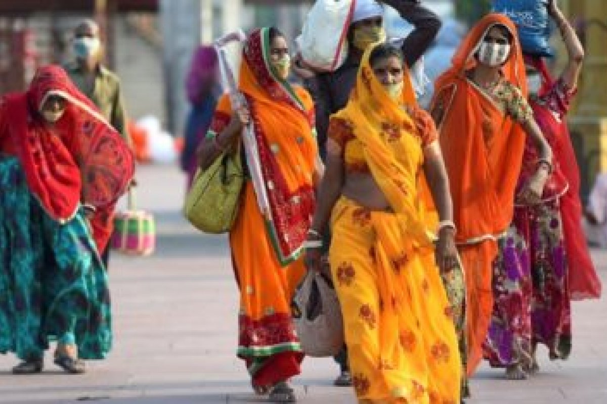 Após casamento, noivo morre e quase 100 pessoas testam positivo para Covid-19