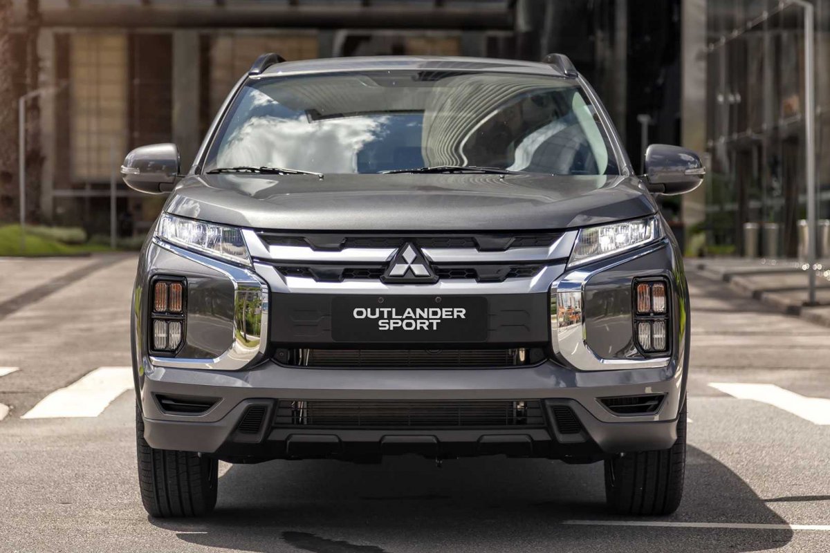 Outlander Sport é lançado no país por R$ 119 mil