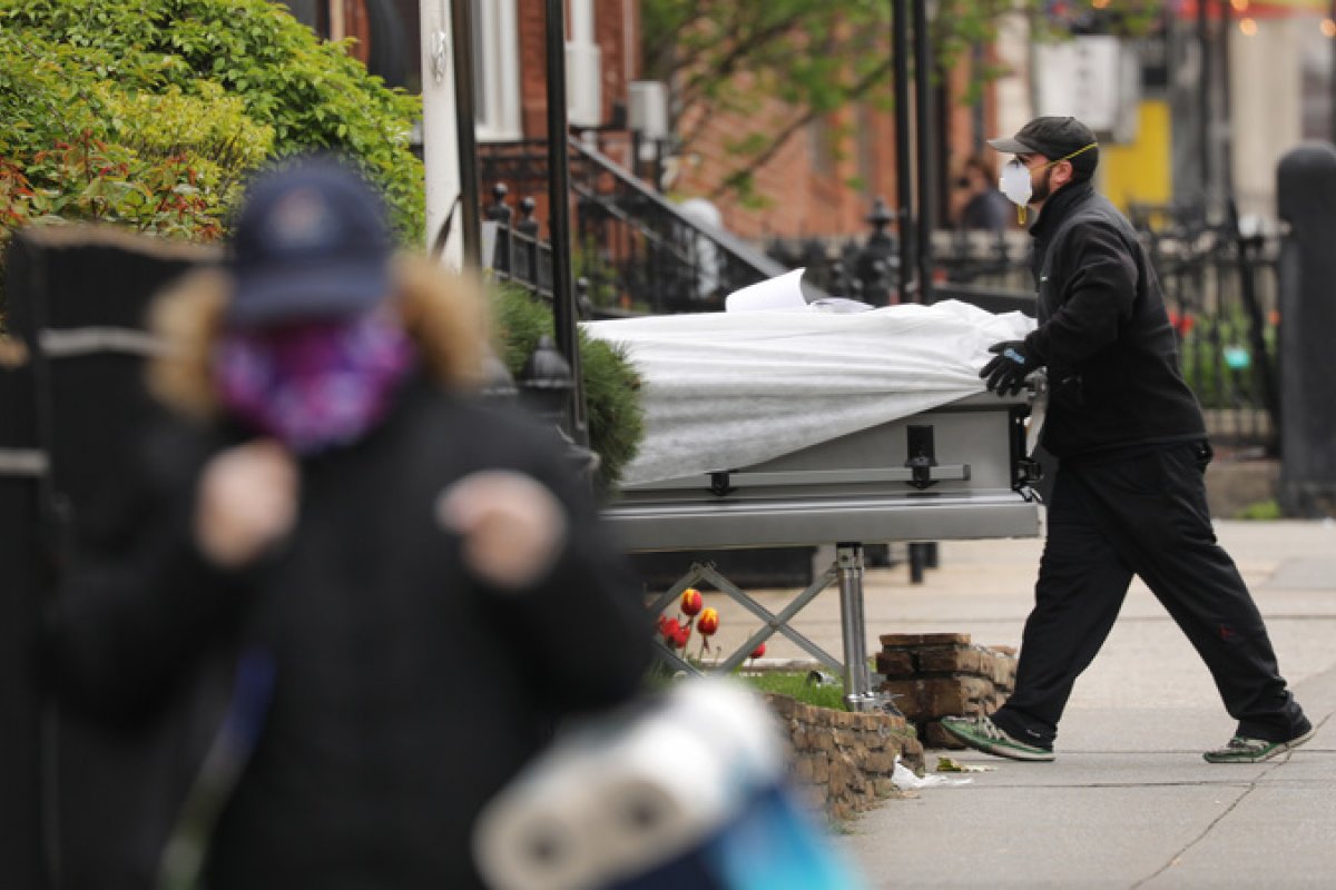 Todos integrantes de família morrem de Covid-19 no México