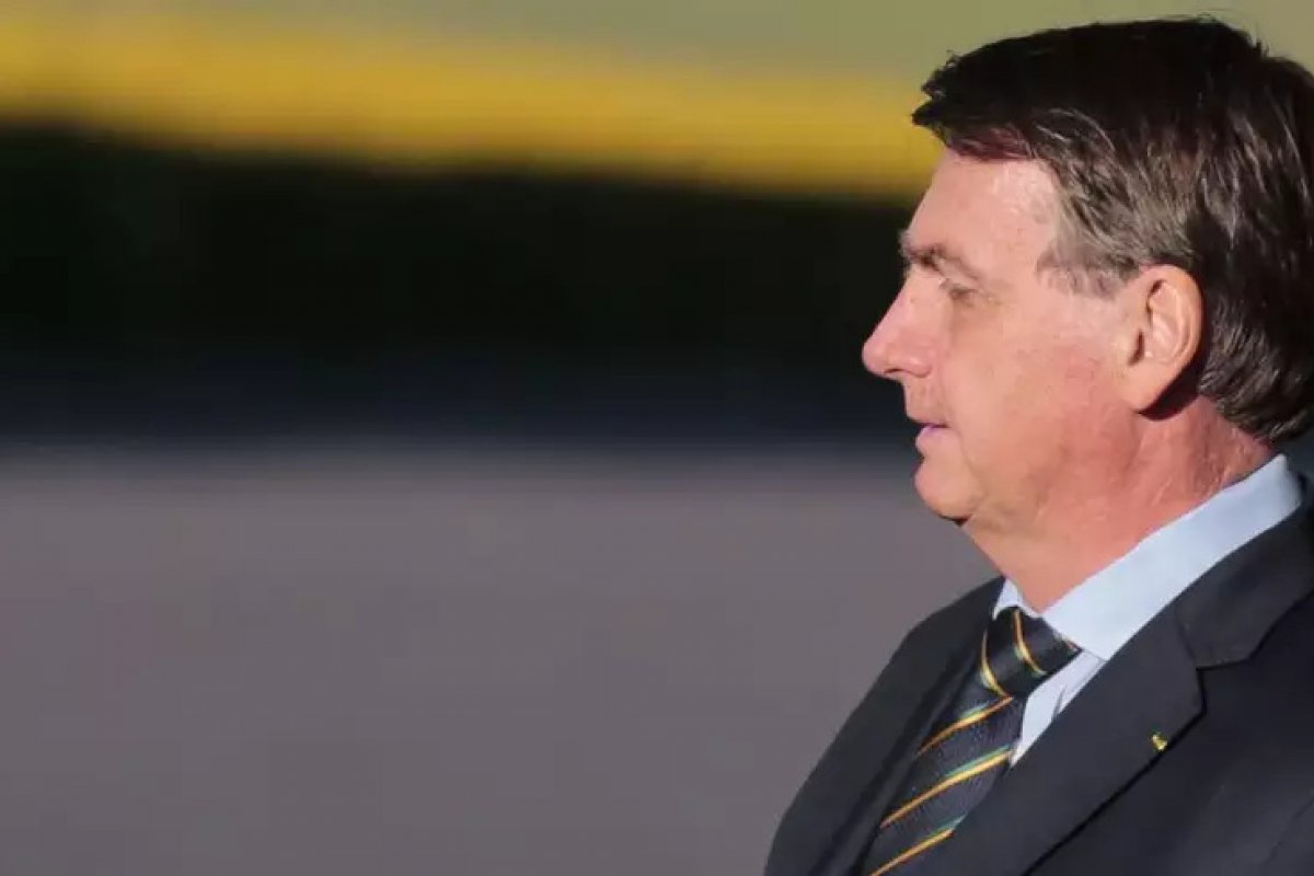 "É complexa a ligação do Executivo Legislativo, não é fácil não", diz Bolsonaro