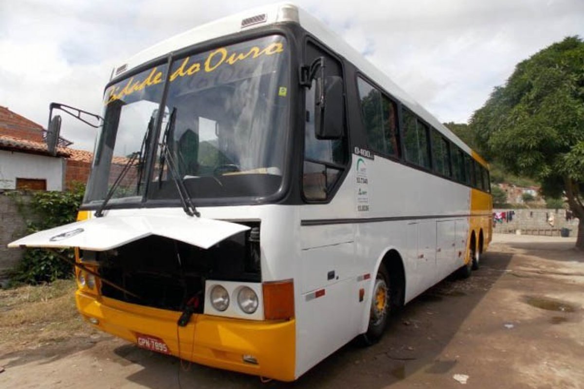 Veículo da empresa Cidade do Ouro é apreendido em Jacobina após determinação