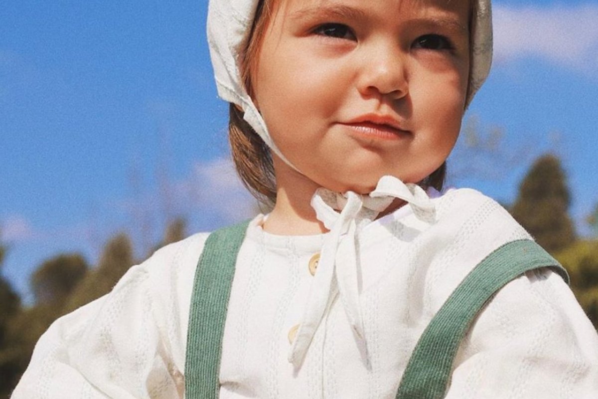 Sabrina Sato posta fotos de Zoe vestida de camponesa e Gisele Bündchen não resiste