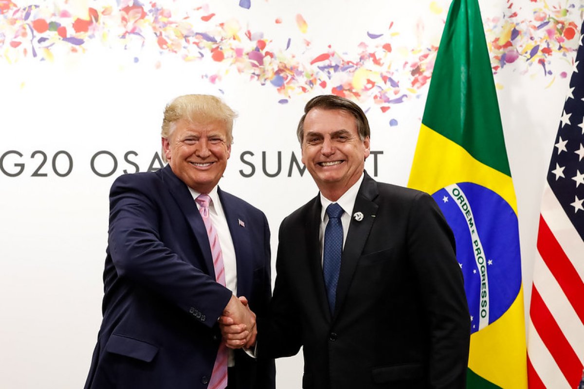 Bolsonaro parabeniza os EUA pelo dia da independência