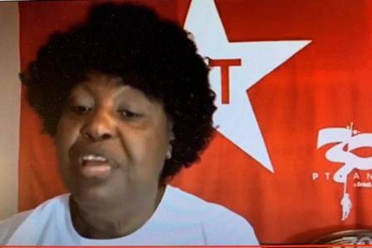 PT oficializa candidatura de Benedita para prefeitura do RJ