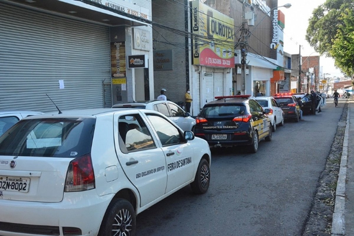 Feira de Santana volta a suspender comércio a partir de amanhã (7)
