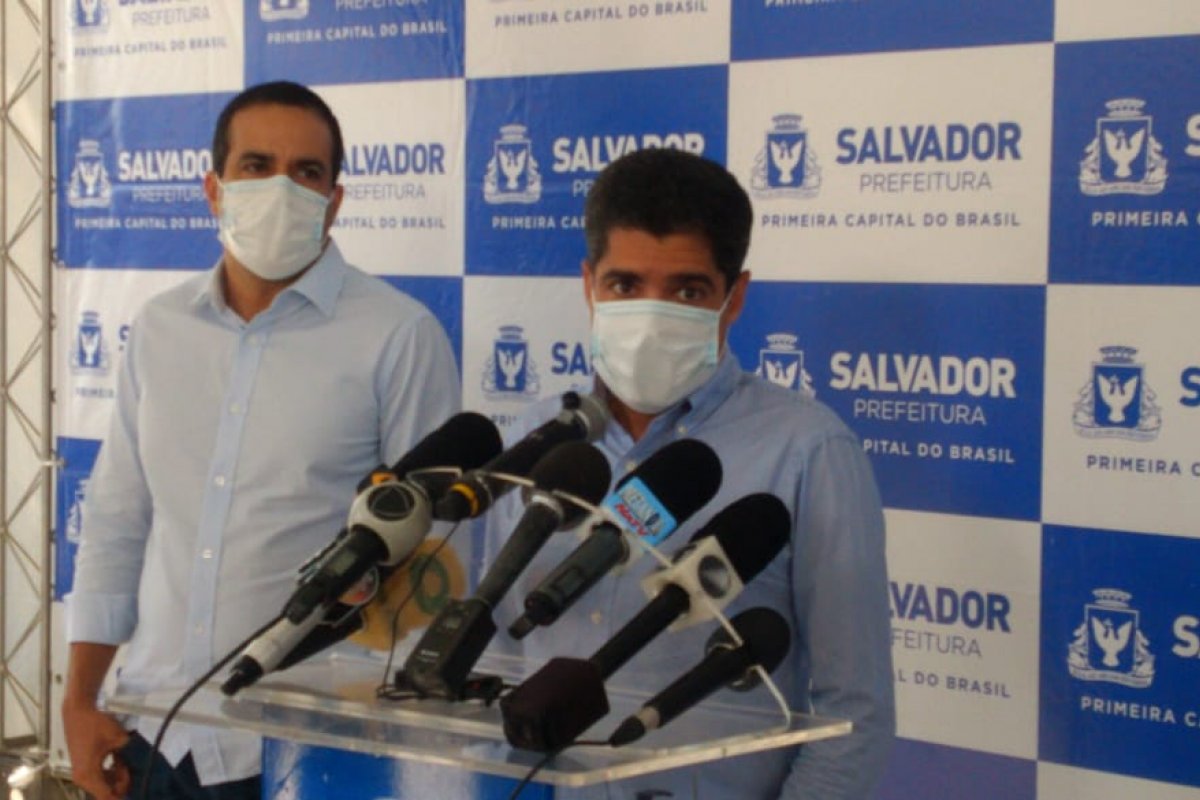 Quem realiza aglomeração é responsável pelos óbitos, diz ACM Neto sobre soteropolitanos fazerem festas