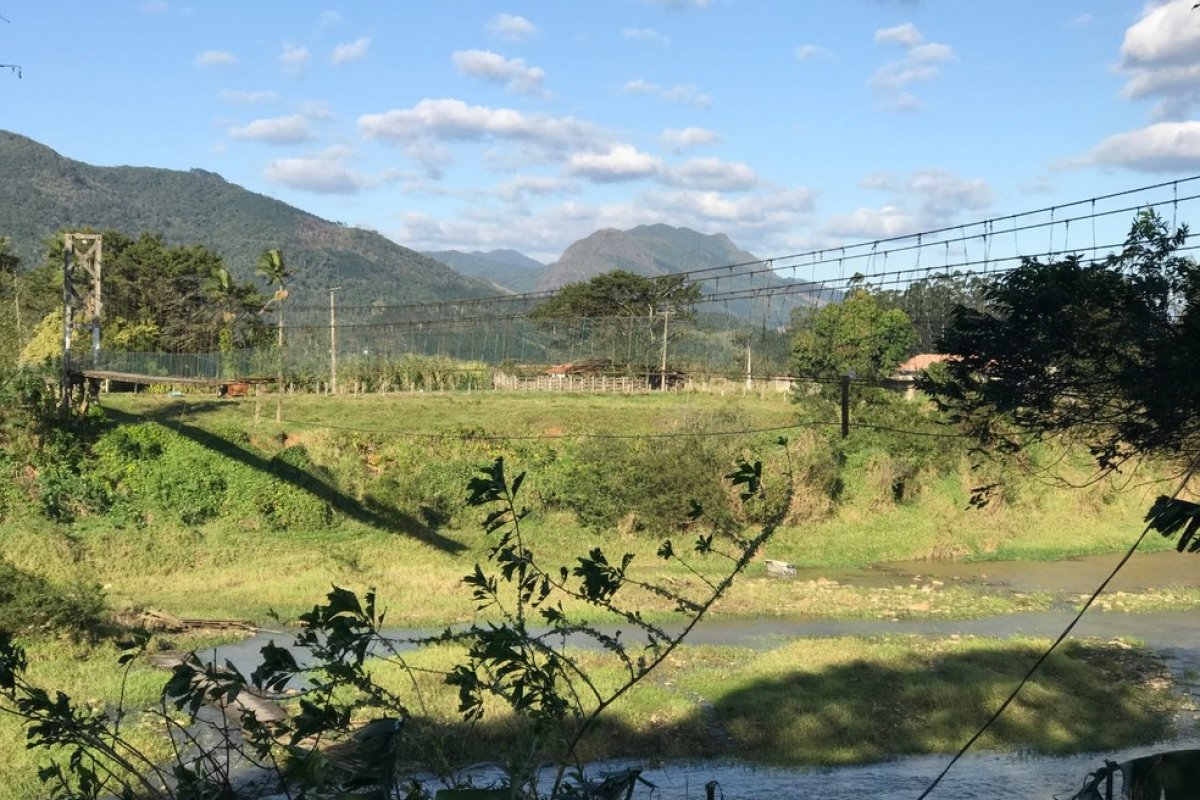 Corpo da 13ª vítima do 'ciclone bomba' é encontrado, diz Bombeiros