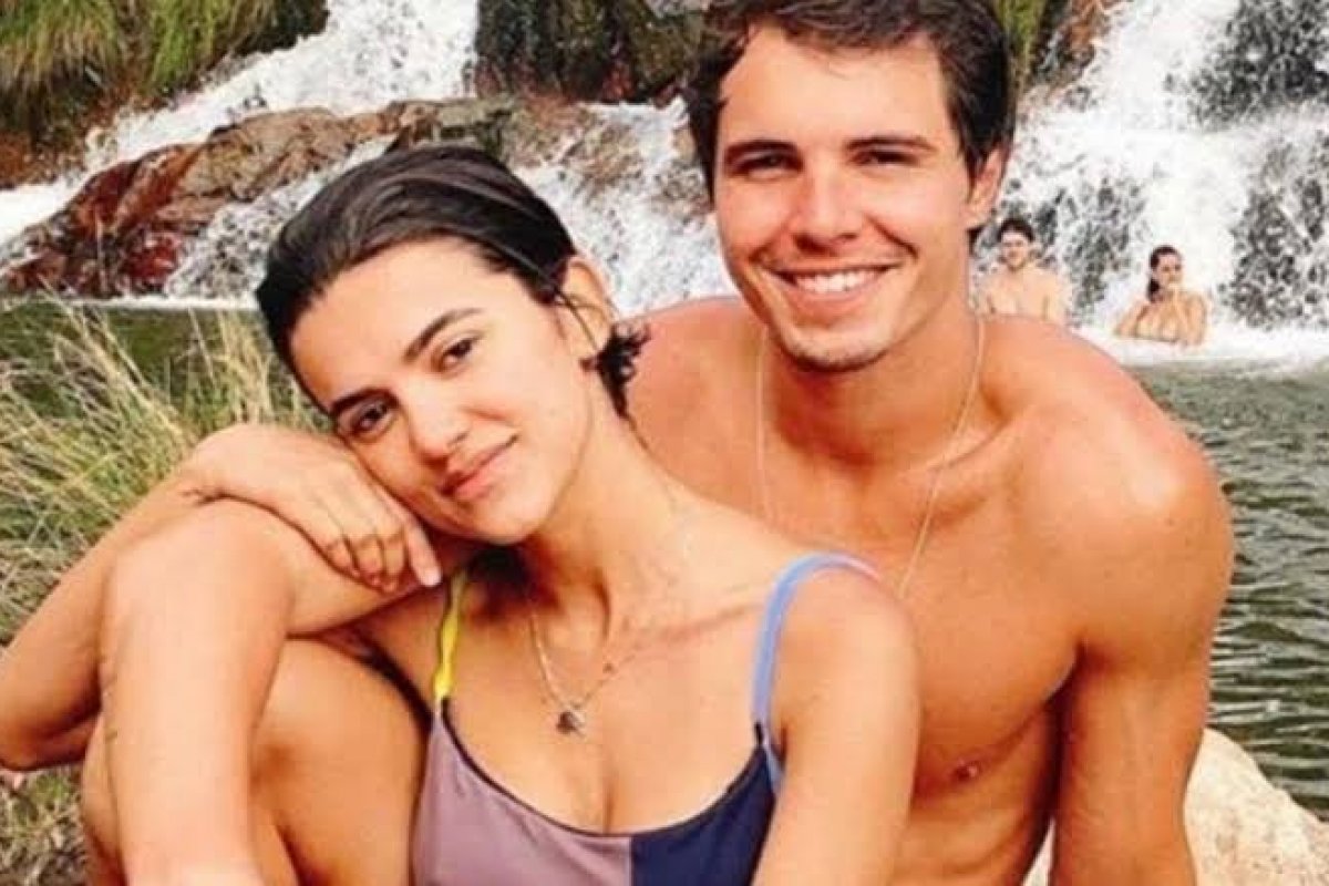 Manu Gavassi acaba namoro com engenheiro