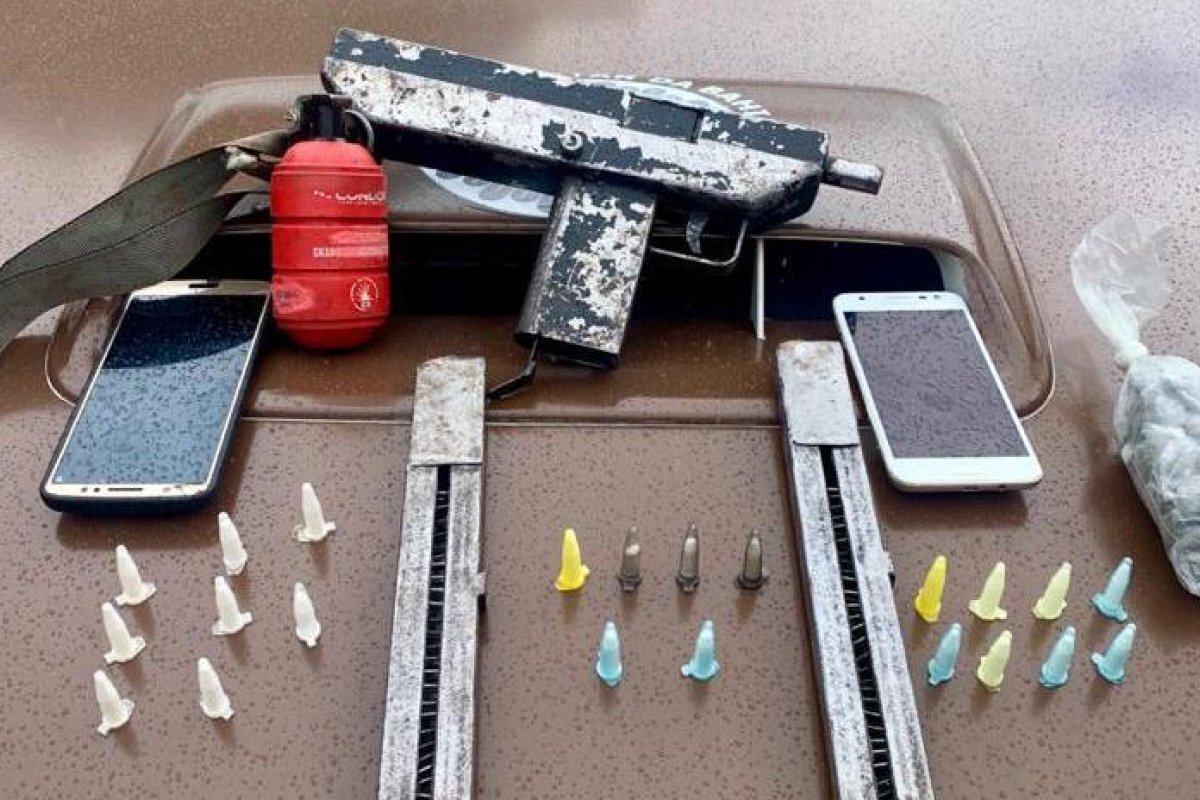 Uma pessoa morre e duas são presas após ação de combate ao tráfico de drogas