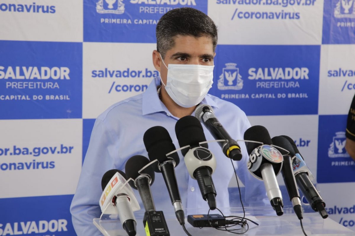 ACM Neto diz que retorno de aulas anunciado por Doria é irresponsabilidade