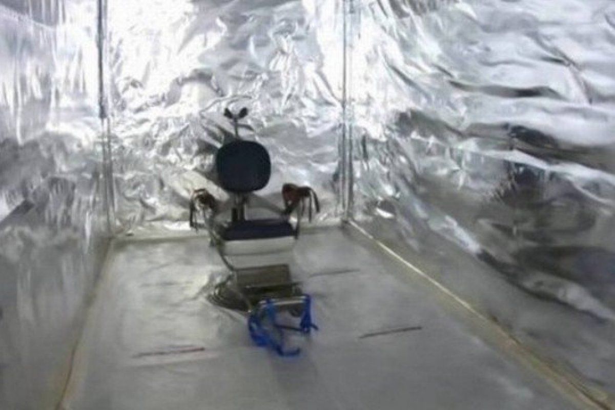 Polícia descobre complexo de contêineres com câmaras de tortura na Holanda