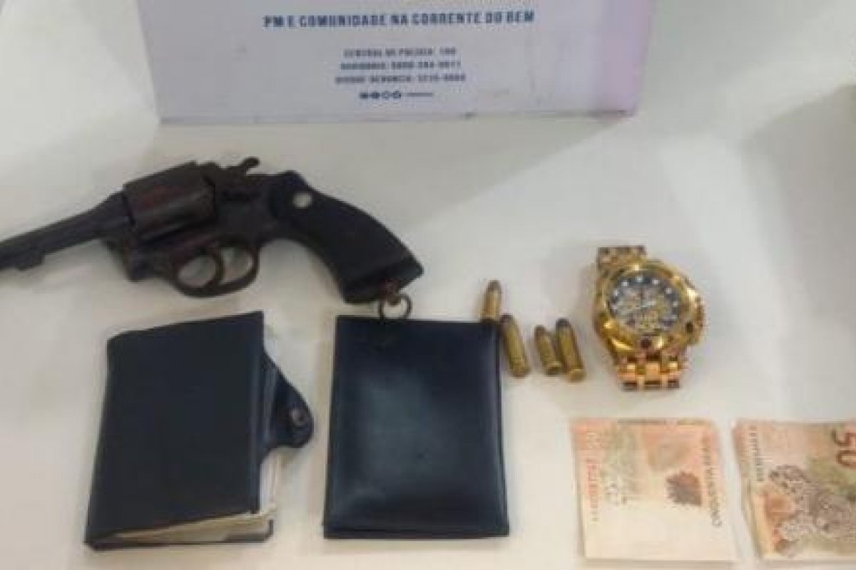 Homem é preso suspeito de roubo no Vale do Canela, em Salvador