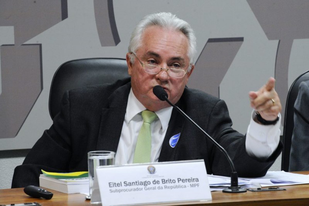 Conselheiros pedem saída de Eitel, após ele ter declarado que eleição de Bolsonaro é "obra divina"