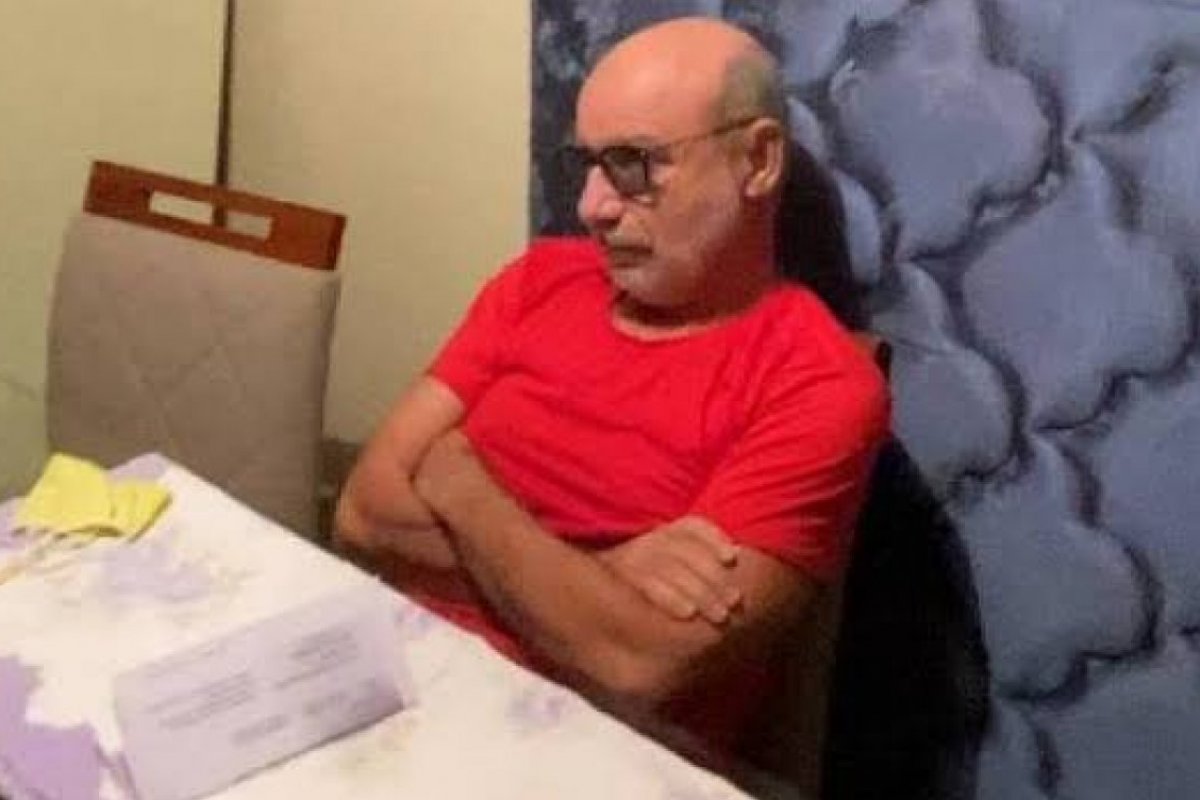 Justiça concede alvará de soltura de Queiroz após decisão do STJ