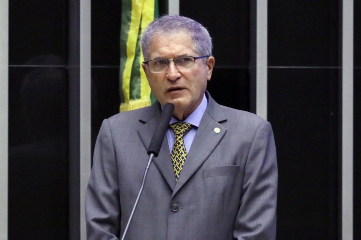 Deputado Zé Rocha deixa vice-liderança do governo na Câmara dos Deputados