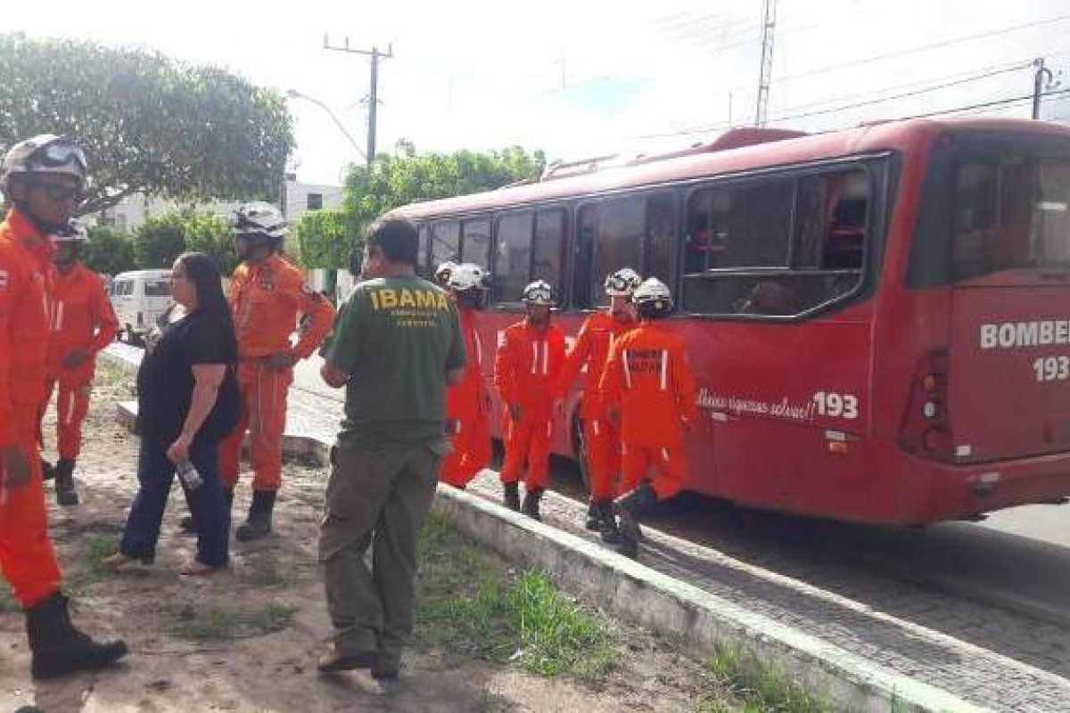 Órgãos públicos se mobilizam para ajudar as famílias afetadas pelo rompimento da barragem