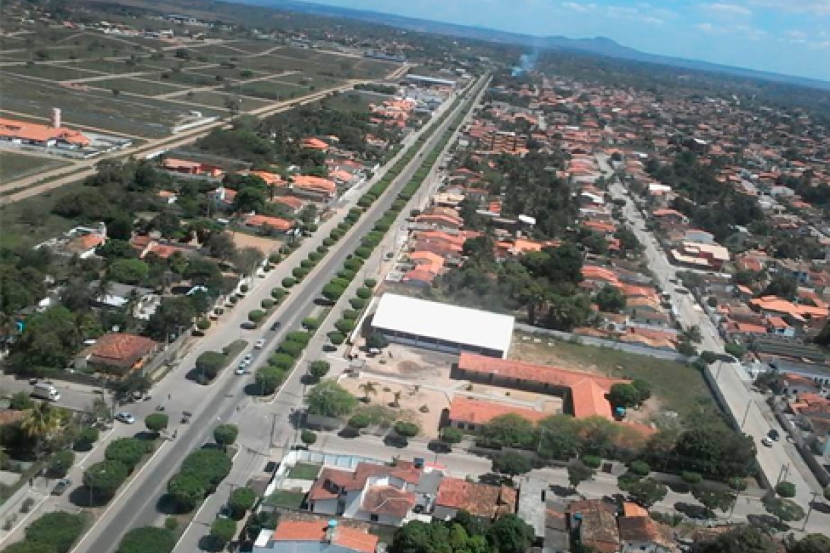 Santo Estevão, na Bahia, recebe toque de recolher 