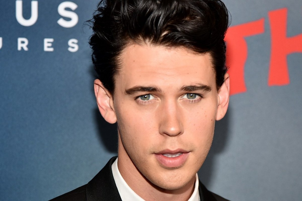Austin Bluter será Elvis Presley em novo filme sobre a vida do famoso cantor americano