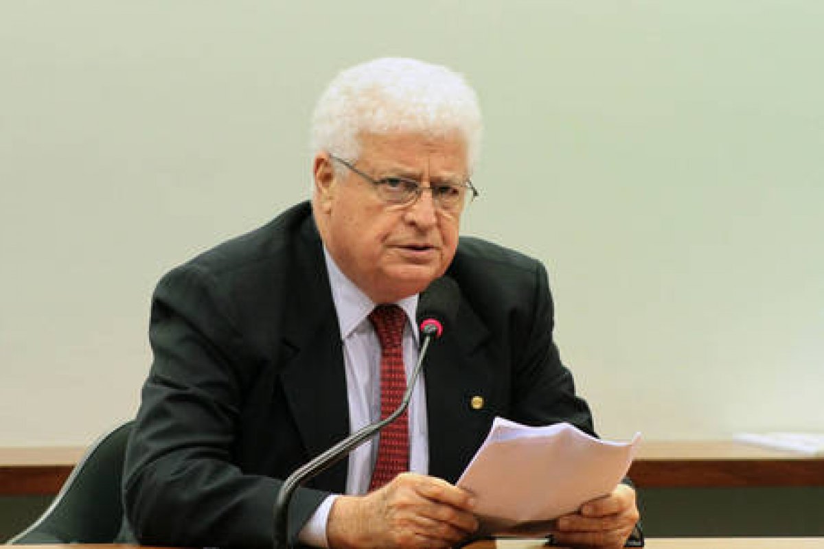 Ex-deputado preso na Lava-Jato morre com covid-19