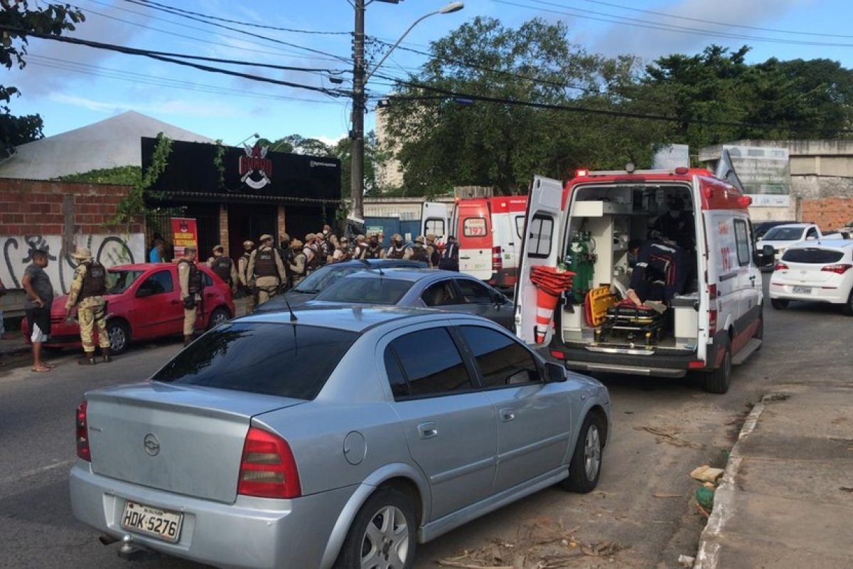 Suspeito morre durante tentativa de assalto em Salvador