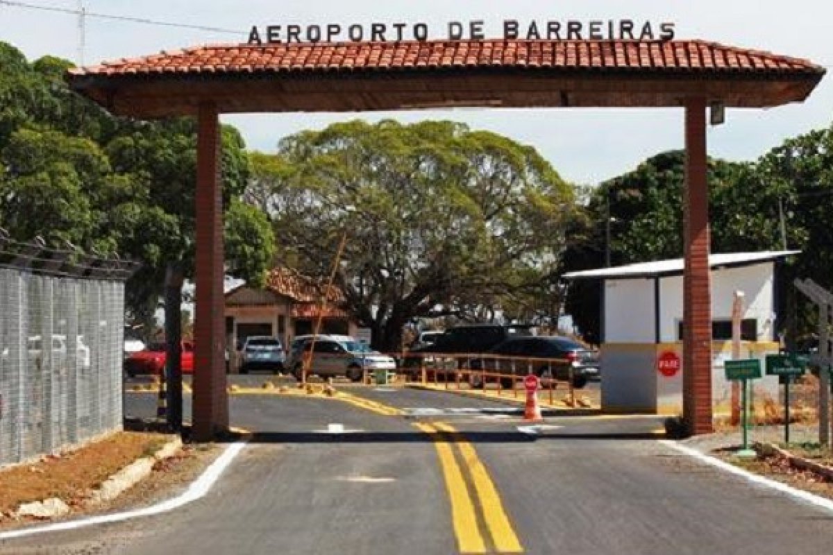 Aeroporto de Barreiras é reaberto após quase quatro meses