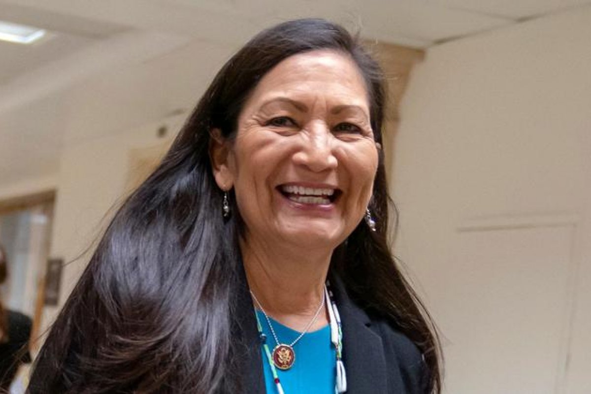 Deputada americana busca apoio para vetar ajuda militar ao Brasil