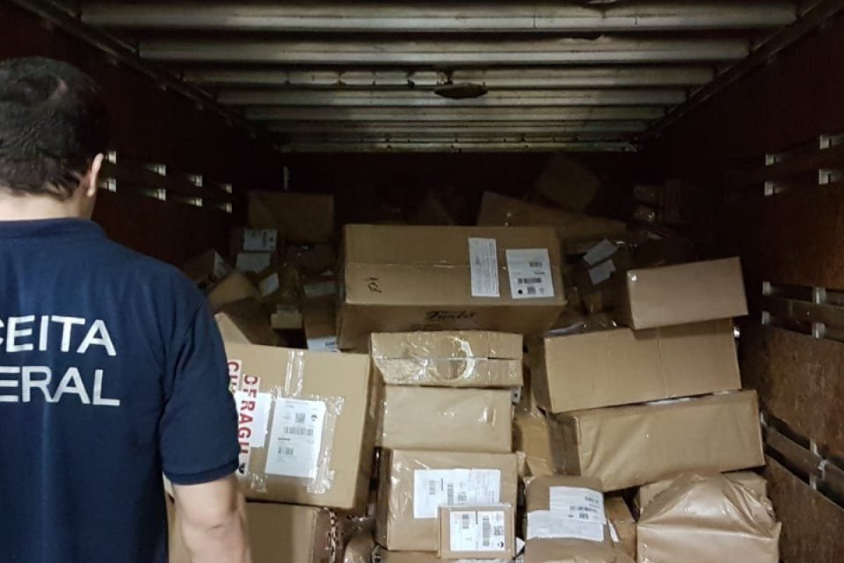 Alfândega apreende R$ 4 mi em mercadorias ilegais no 1º semestre de 2019
