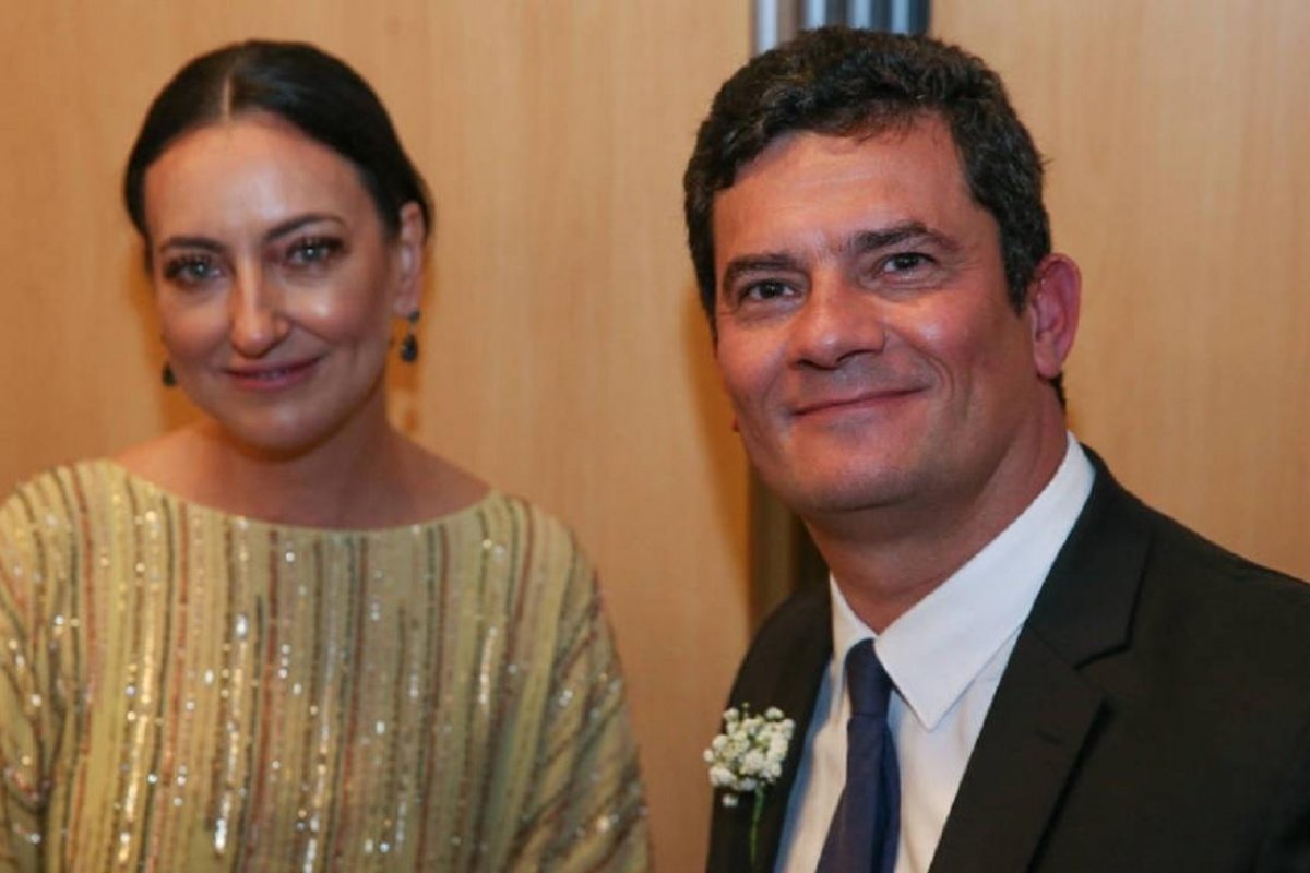 "Sou feminista", diz Rosângela Moro em entrevista