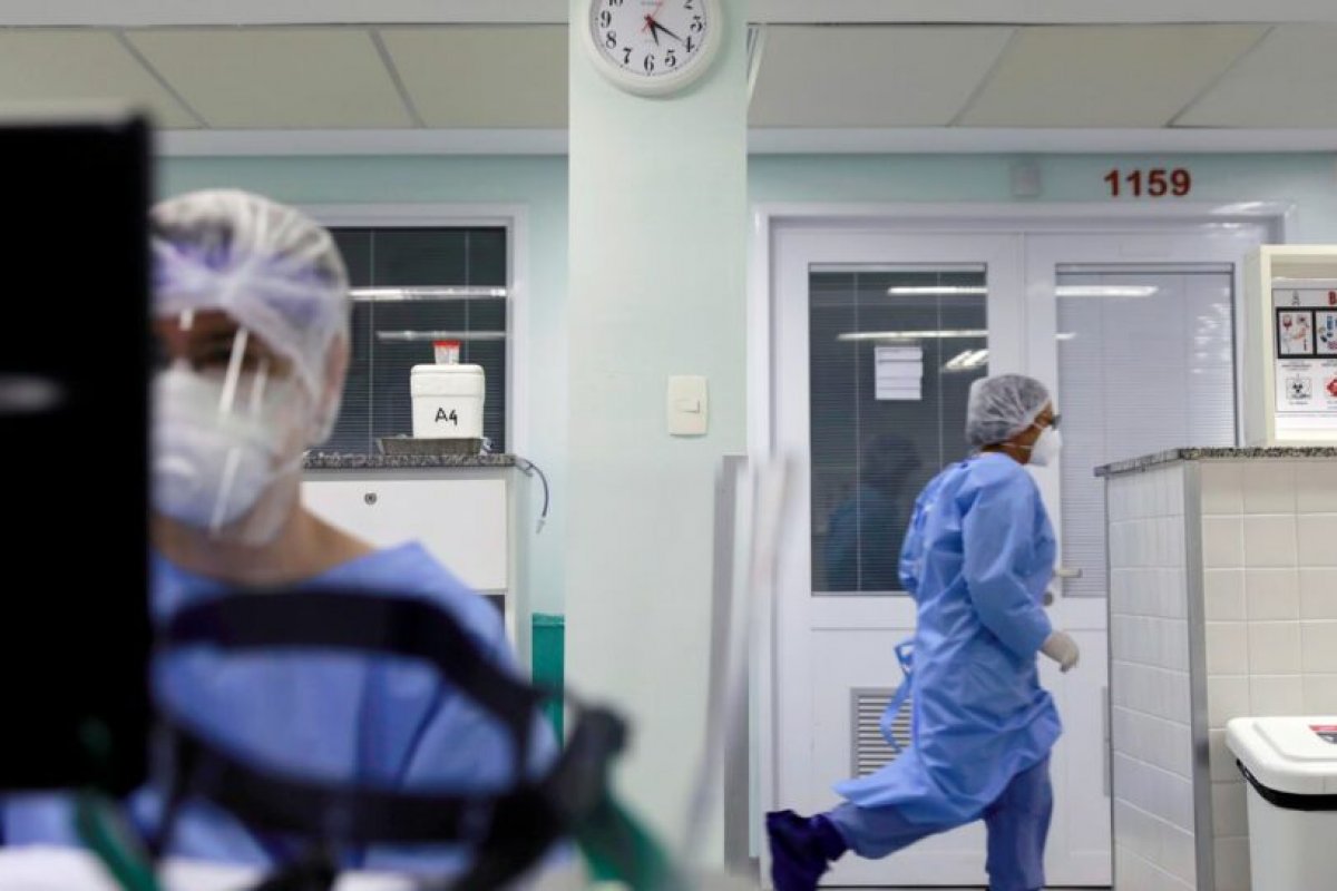 Atualização de casos e mortes por coronavírus nesta quarta-feira (15)