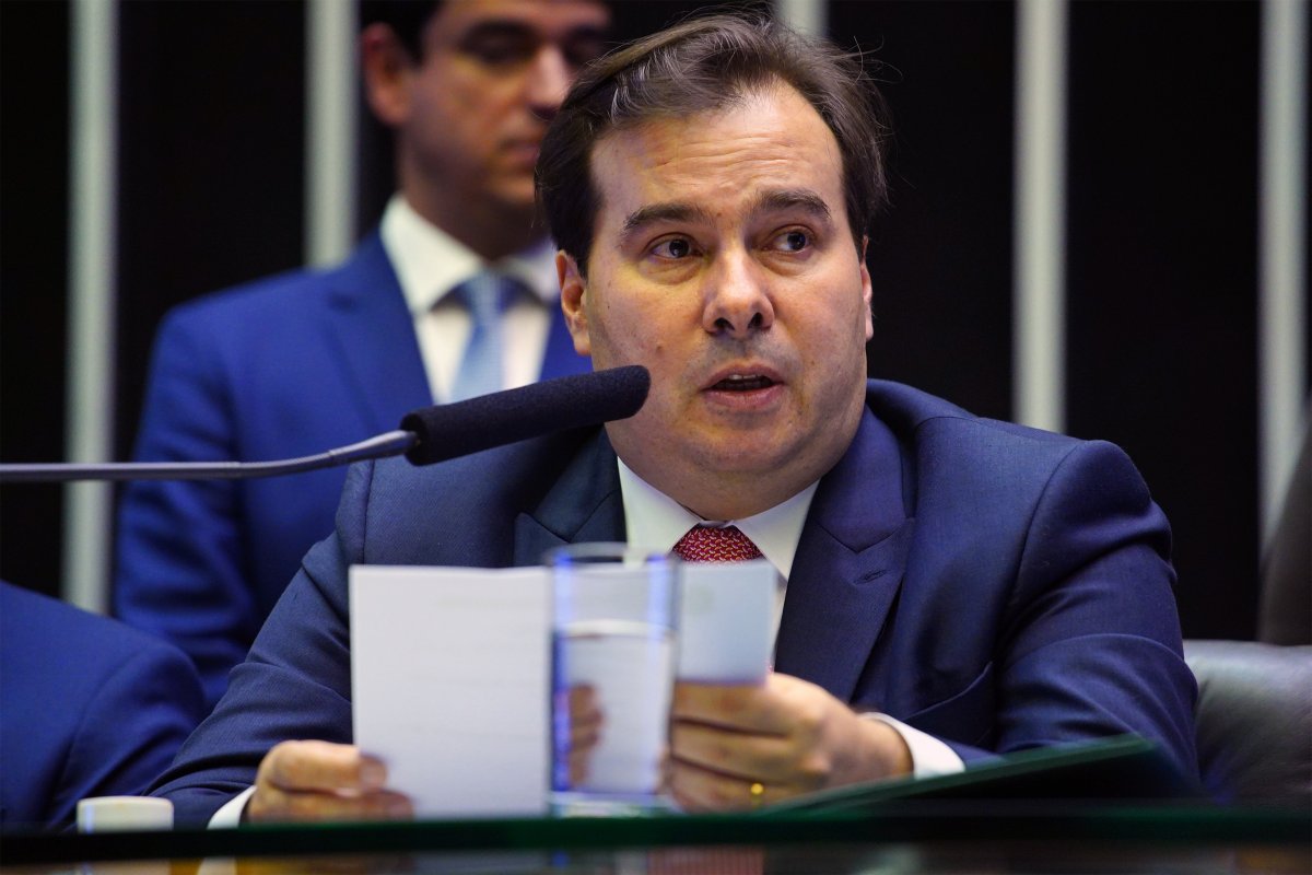 Em evento da OAB, Maia diz que parlamento está aberto ao diálogo