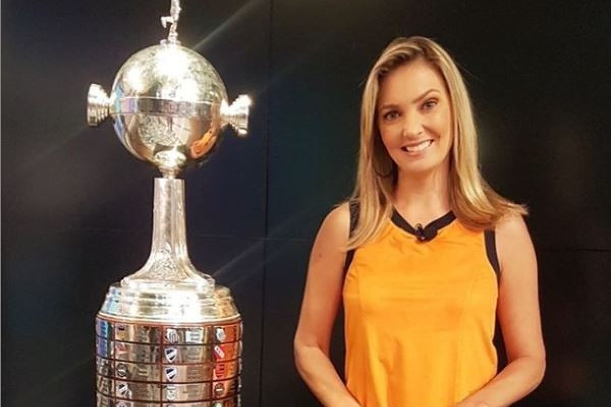 Ex-assistente da FIFA é contratada como comentarista de arbitragem da Globo