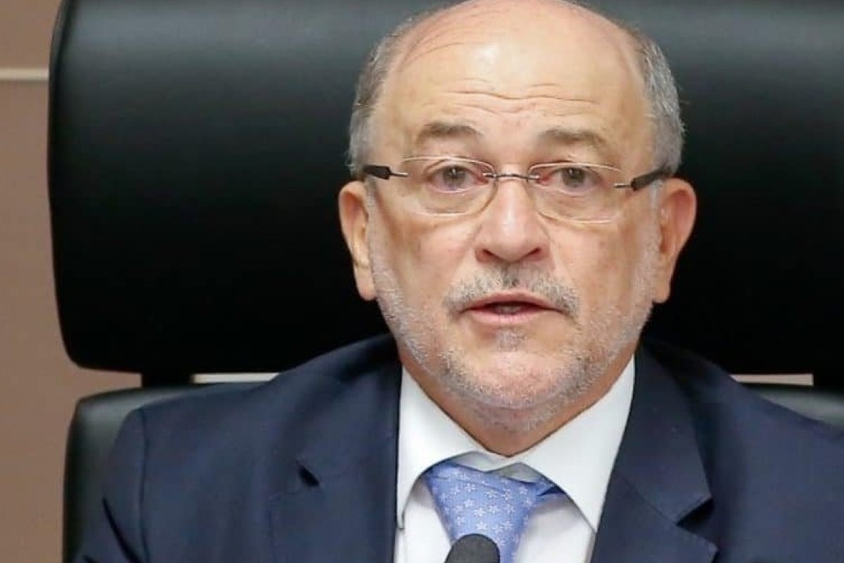 Supremo decide em 6 de agosto se afasta ministro baiano do TCU